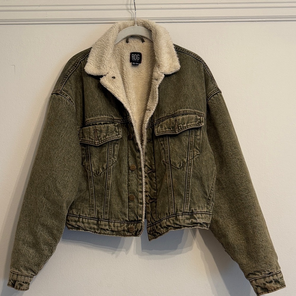 BDG Sherpa Lined Denim Jacket xs